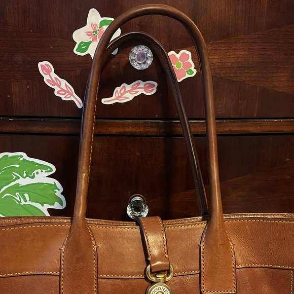 Dooney & Bourke Genuine Florentine Vacchieta Leather Shoulder Bag Logo Clip - Picture 3 of 15